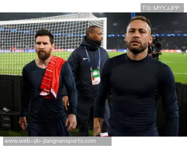 法媒报道努诺门德斯回归训练场复出时间仍未确定 法媒报道努诺门德斯回归训练场复出时间仍未确定